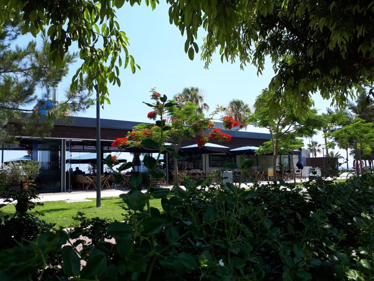 Sea Front & City Center, Amazing Sea View Limassol Exterior foto
